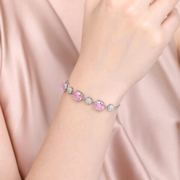 Gem stone king pink adjustable bracelet wearing effect