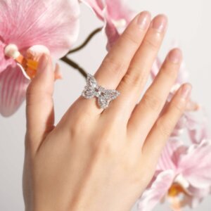 Full diamond butterfly adjustable open ring wearing effect